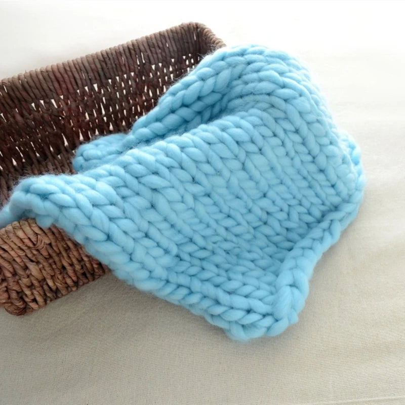 CloudNest Blanket – Soft Newborn Basket Filler Prop