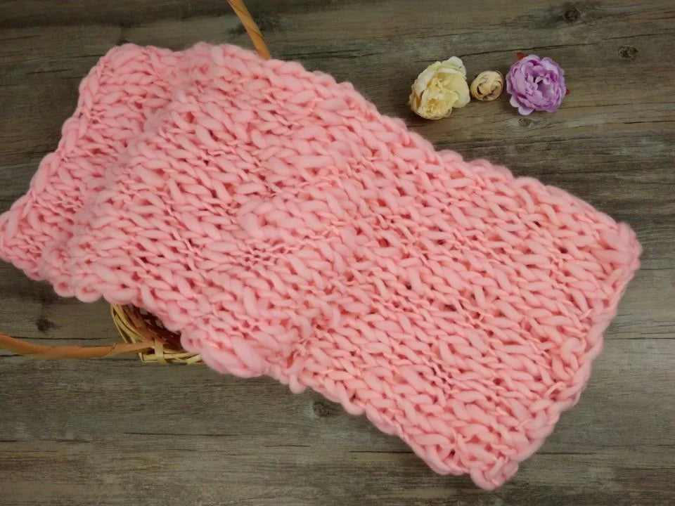 SnuggleNest – Chunky Knit Baby Photo Blanket
