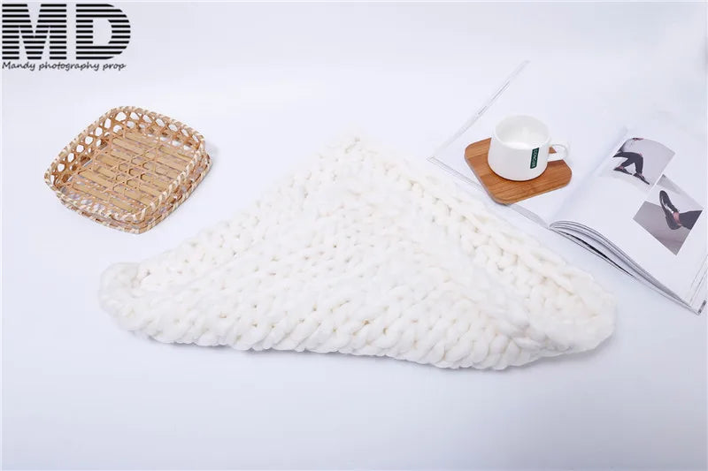 CloudNest Blanket – Soft Newborn Basket Filler Prop