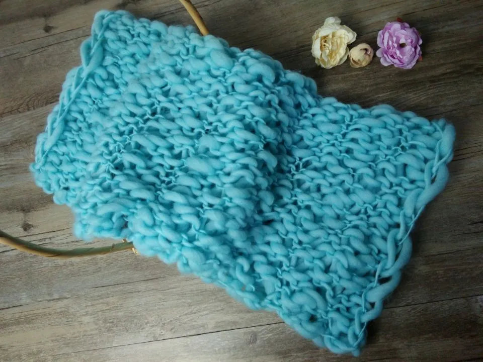 SnuggleNest – Chunky Knit Baby Photo Blanket