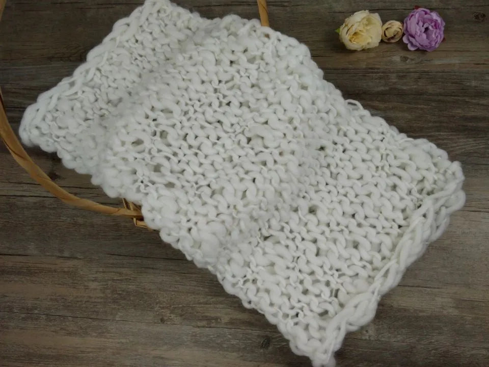 SnuggleNest – Chunky Knit Baby Photo Blanket