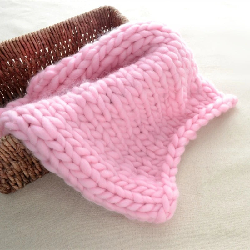 CloudNest Blanket – Soft Newborn Basket Filler Prop