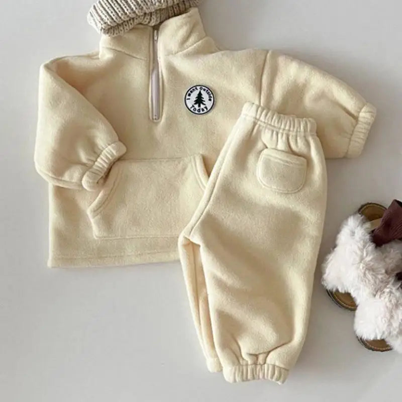 WarmNest Duo – Sweatshirt & Pants