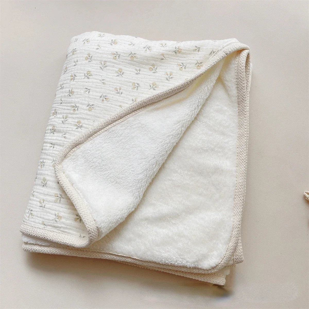 SnugBloom Fleece – Winter Swaddle Blanket for Newborns