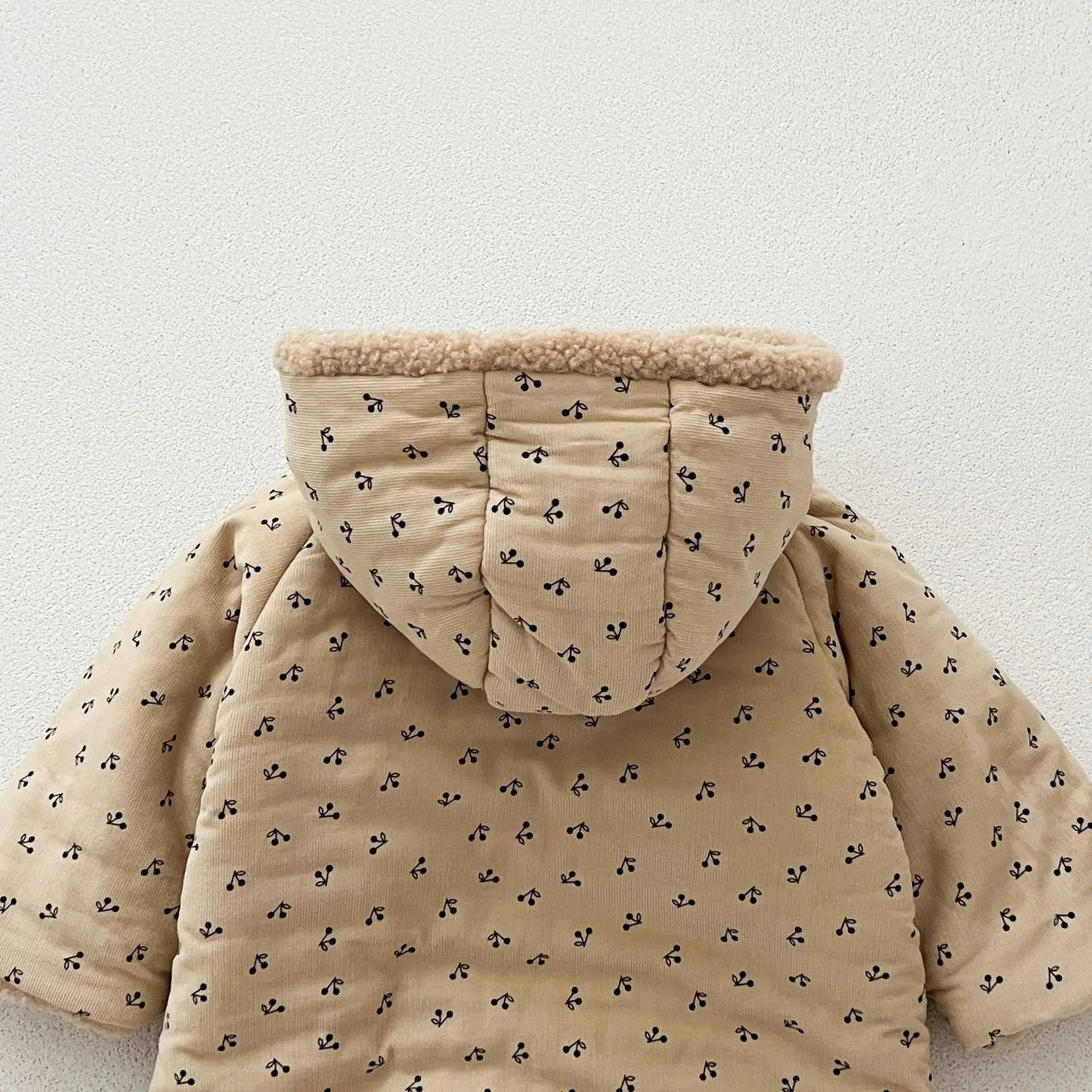 SnugglePetal Romper – Fleece Hooded Floral Jumpsuit for Babies