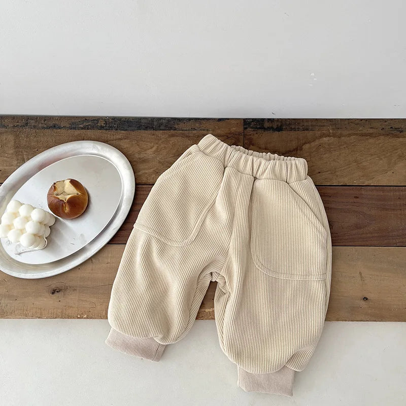 CozyNest Trousers – Velvet-Lined Winter Comfort