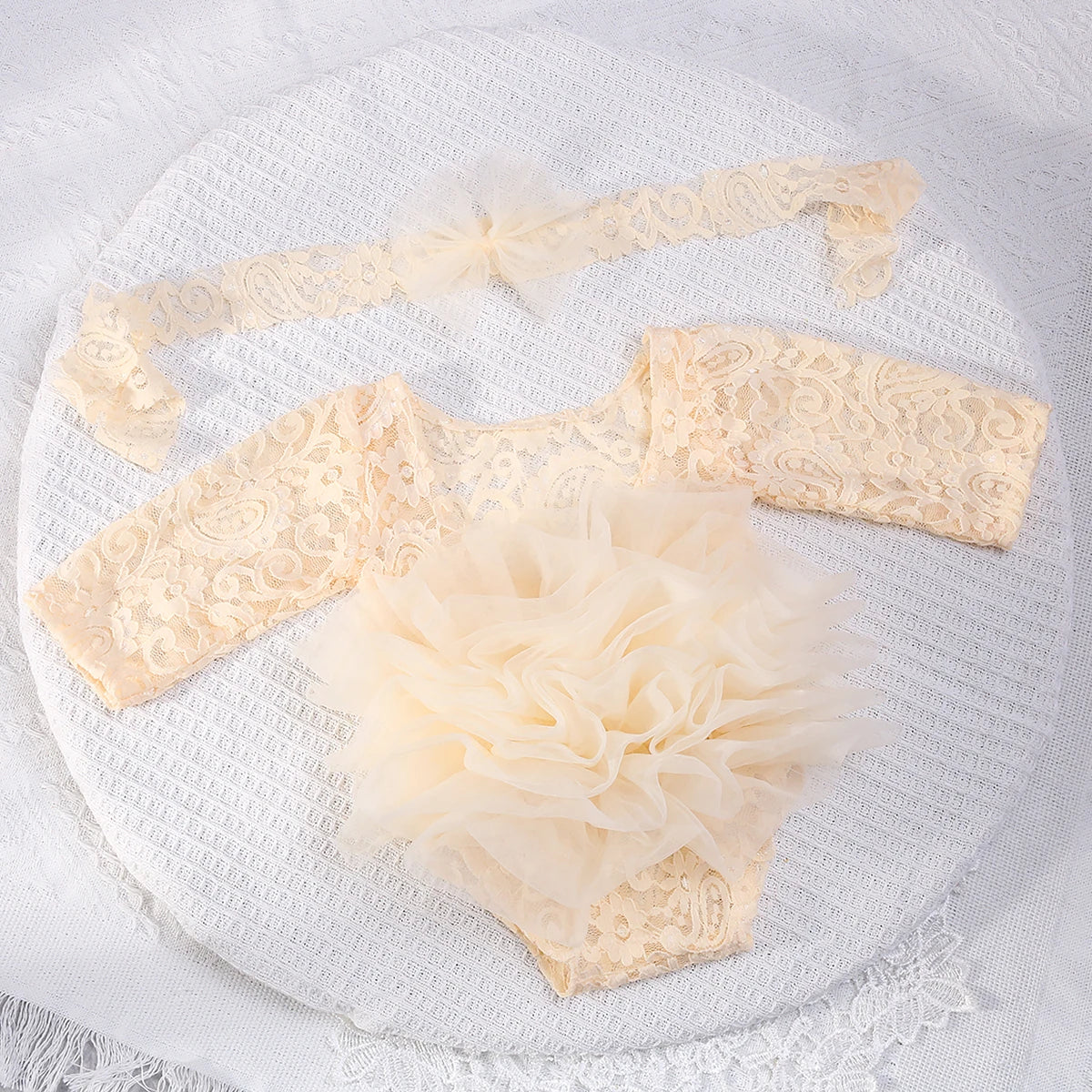 BlushNest Set – Lace Romper & Mesh Headband Outfit