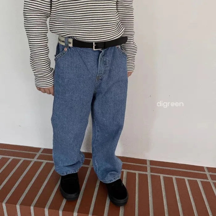 Pockee Jeans – Classic Loose-Fit Denim for Littles