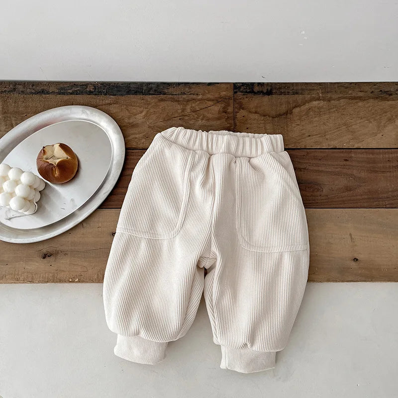 CozyNest Trousers – Velvet-Lined Winter Comfort