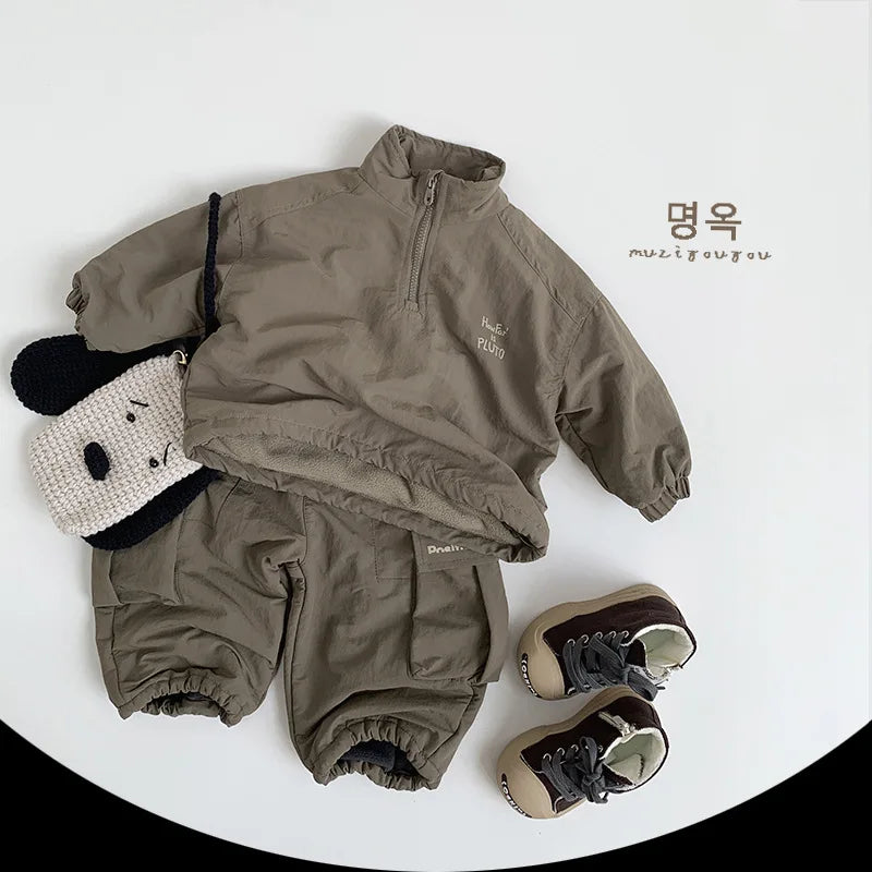 WindChill Kids Hoodie – Warm Long Sleeve Sweatshirt & Windbreaker