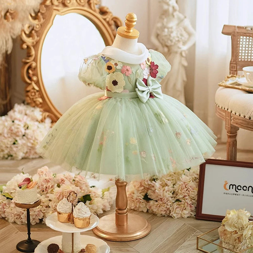 LaceLoom – Floral Appliqué Princess Ball Gown