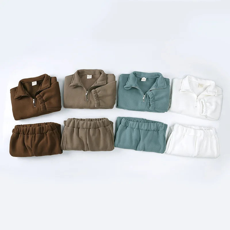 VelvetWarm Baby Sweatshirt and Pants Suit