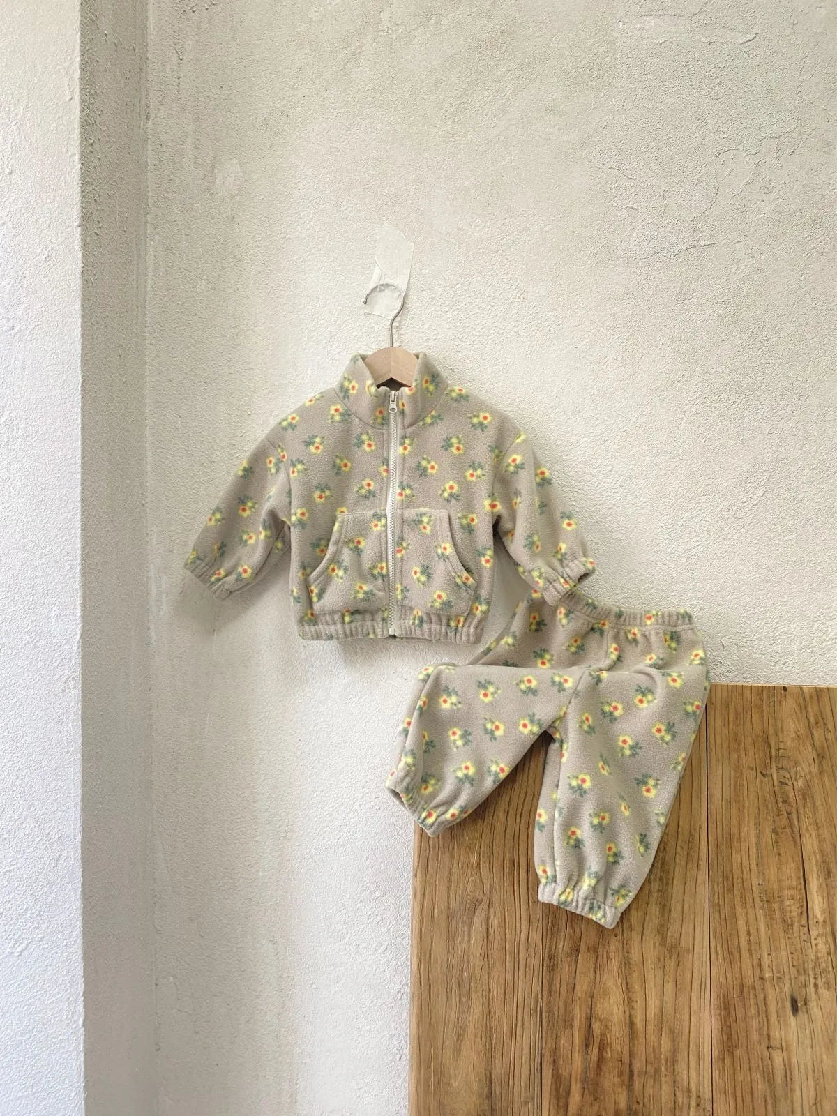 CozyBloom Turtleneck Floral Fleece Set – Warm Cotton Kids