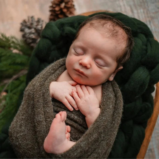 SnugNest Braid – Merino Wool Knit Photo Blanket