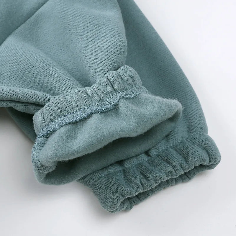 VelvetWarm Baby Sweatshirt and Pants Suit