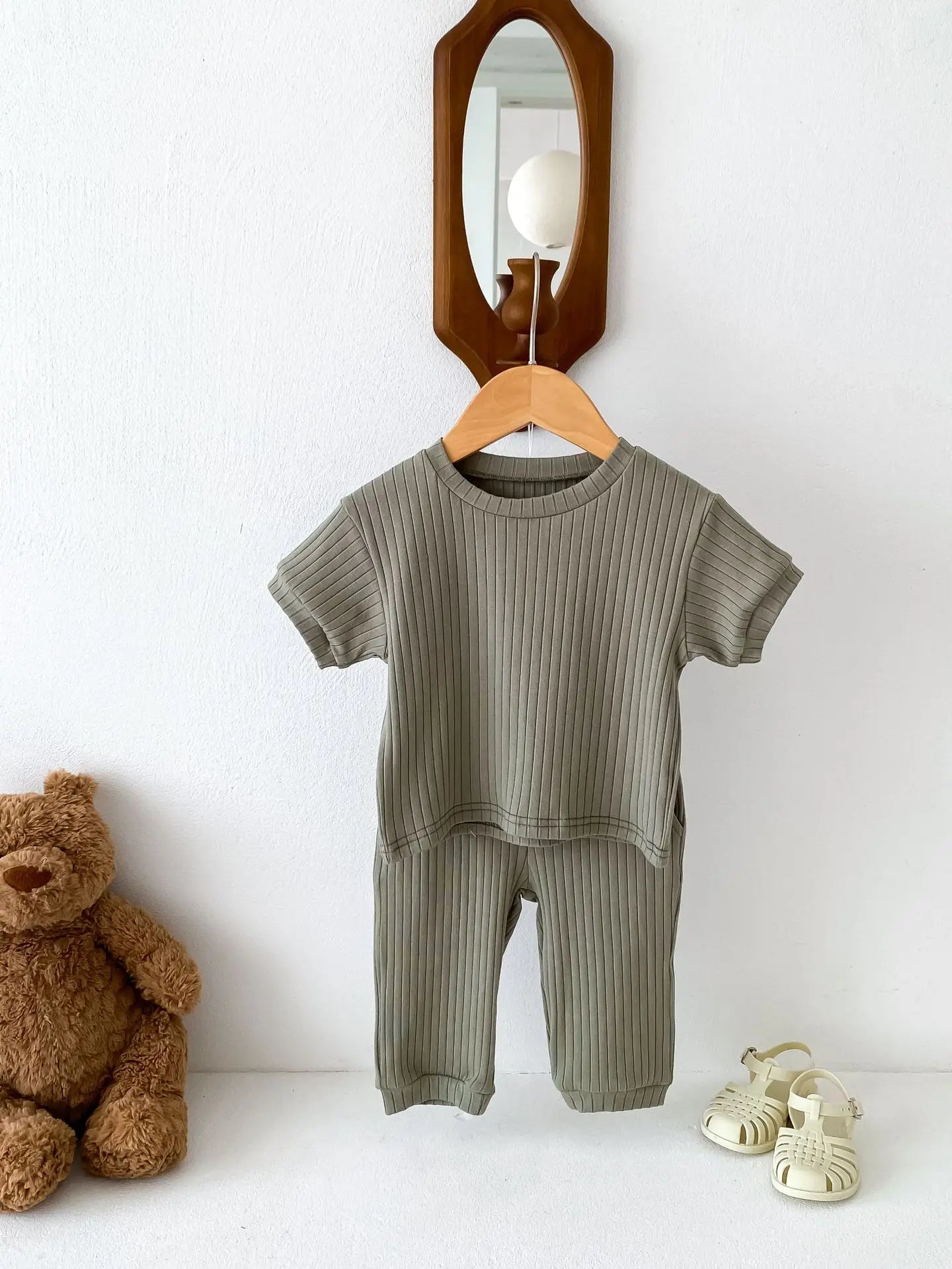 BreeziBoo – 2pc Ribbed Cotton Sleep Set for Kids
