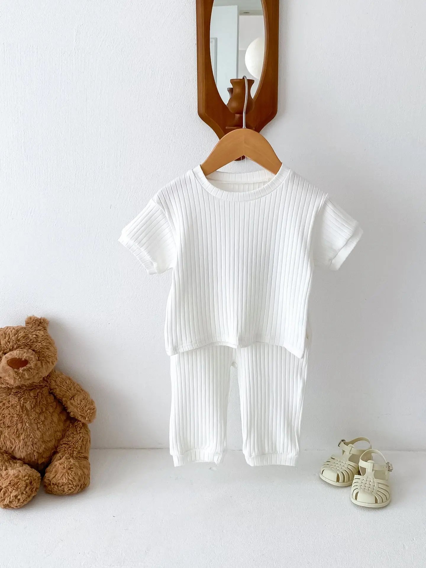 BreeziBoo – 2pc Ribbed Cotton Sleep Set for Kids