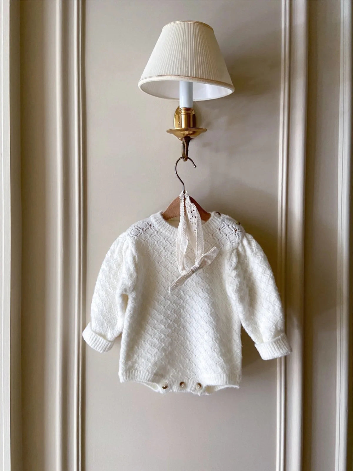 KnitNest Set – Baby Girl Bodysuit & Shawl Outfit