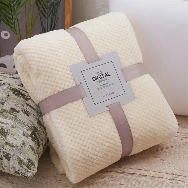 CozyNest Fleece Quilt – Ultra-Warm Baby Blanket for Newborns