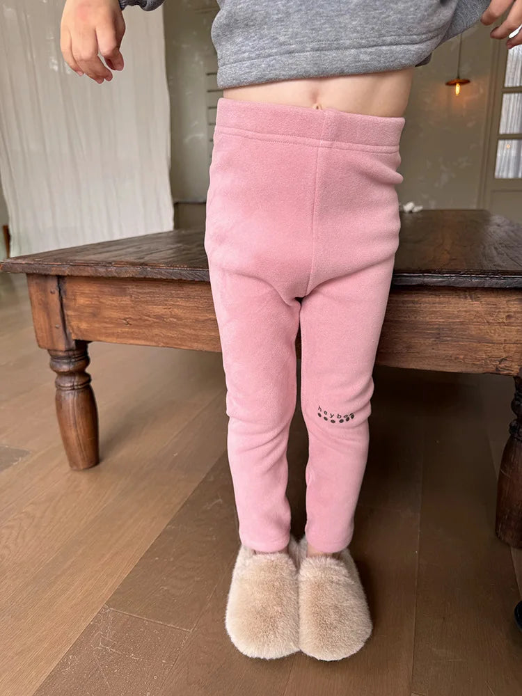 SnugLex – Velvet-Lined Letter Leggings