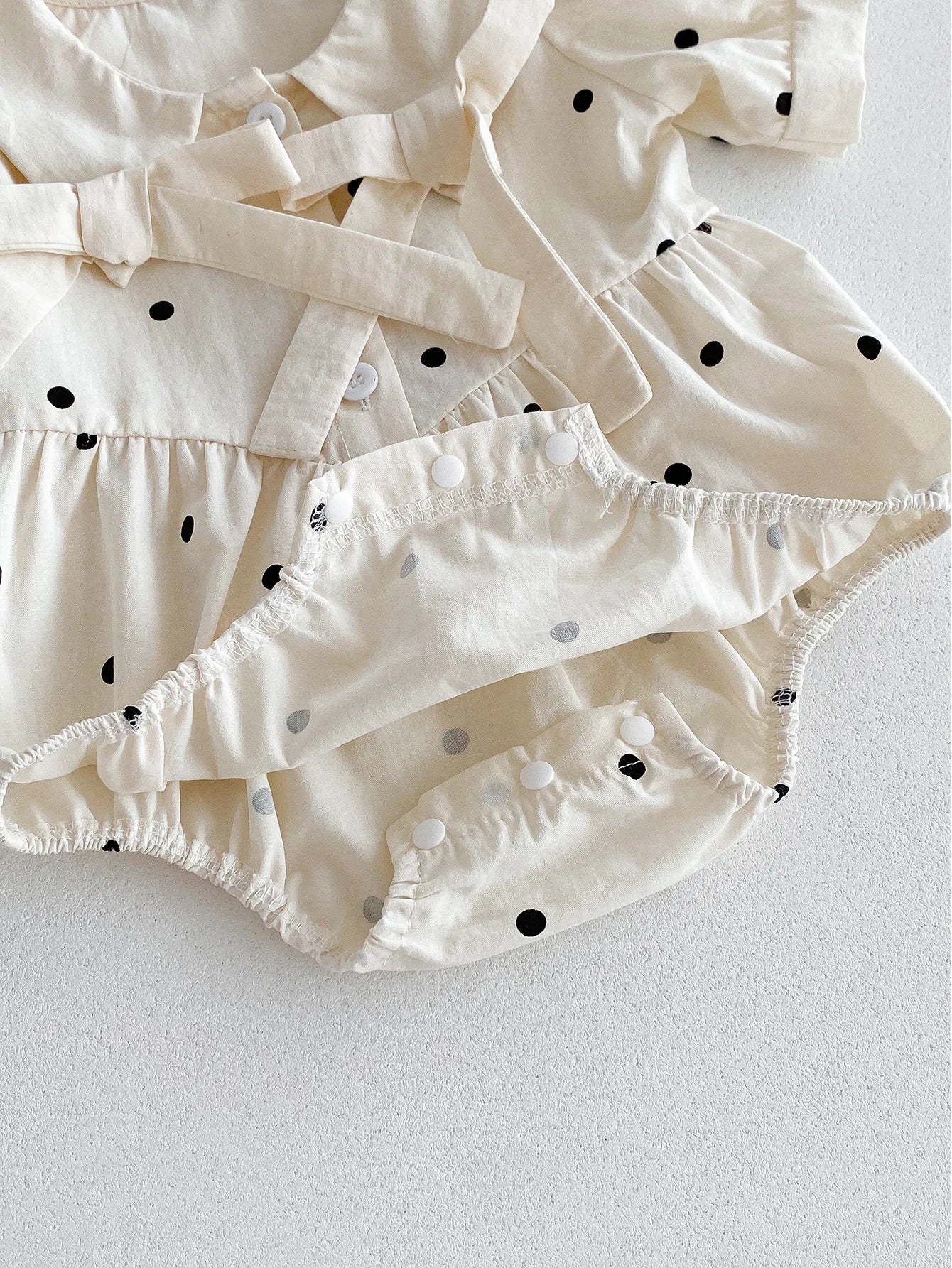 DotBelle™ Romper Set – Short Sleeve Baby Bodysuit + Headband