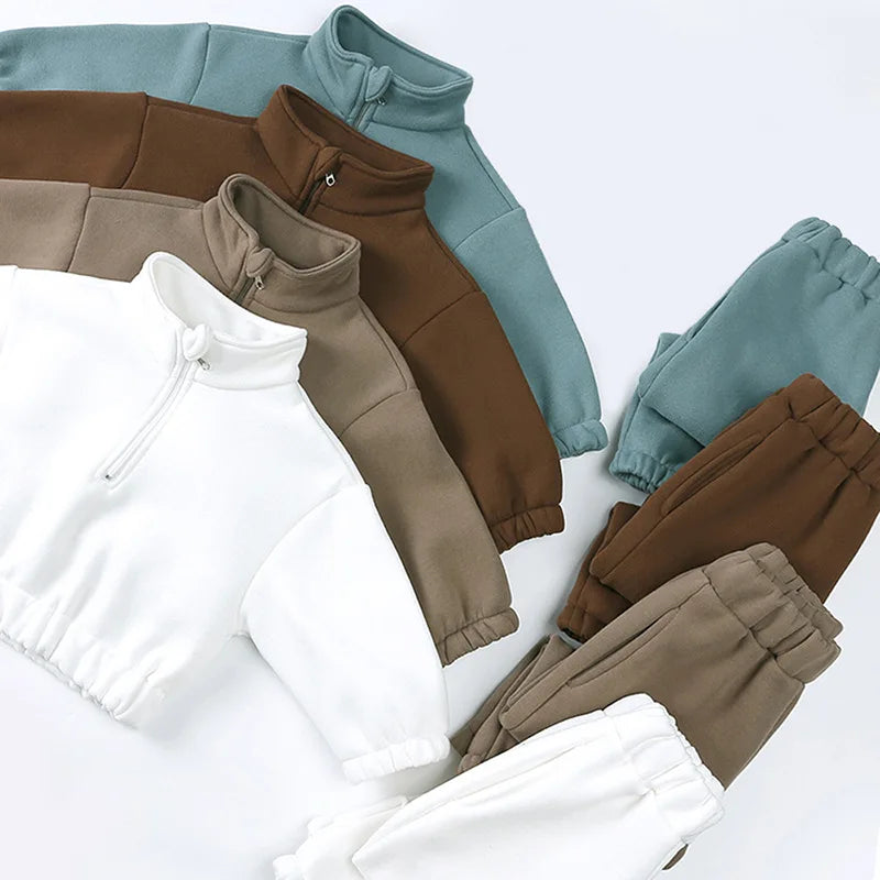 VelvetWarm Baby Sweatshirt and Pants Suit