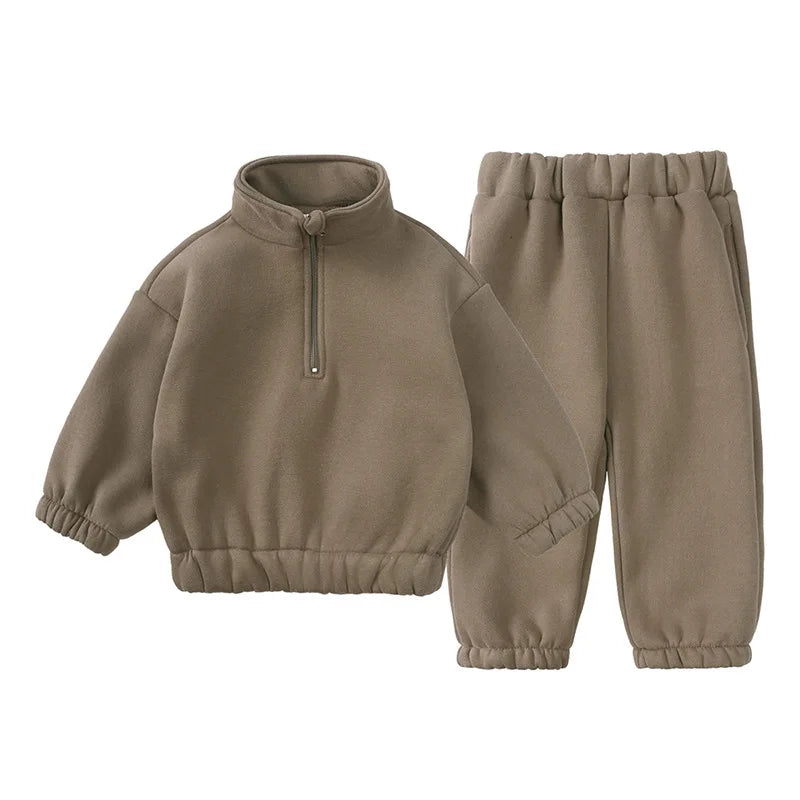 VelvetWarm Baby Sweatshirt and Pants Suit