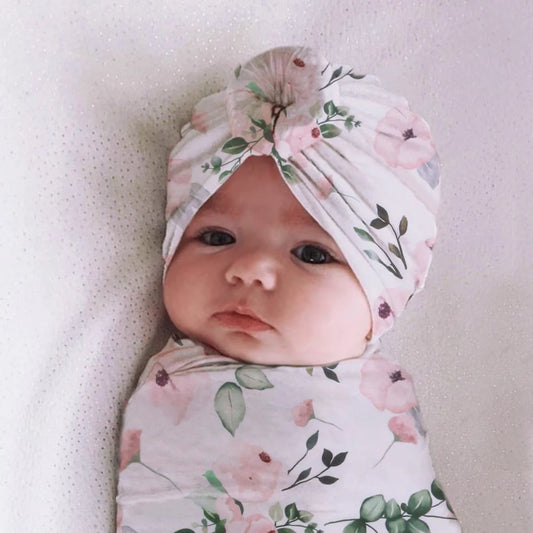 SnugNest Set – Swaddle, Hat & Headband Photo Wrap