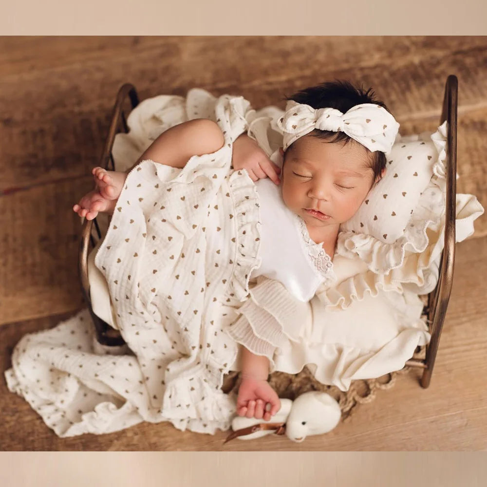 SnuggleNest Set – Cotton Blanket, Lace Pillow & Headband Props