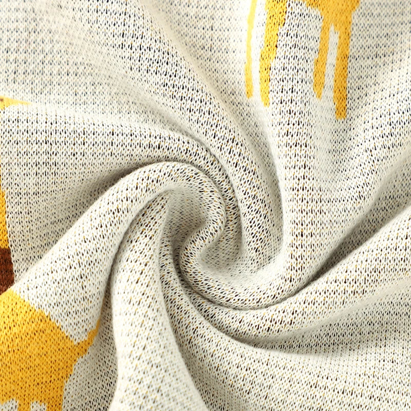 CozySprout  Giraffe Knit Baby Blanket – Plush Plaid Wrap