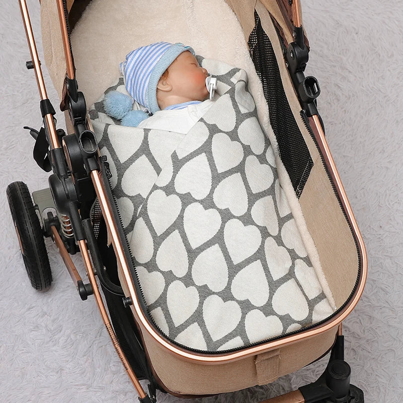 BlankieHug – Cozy Stroller Cover for Newborns